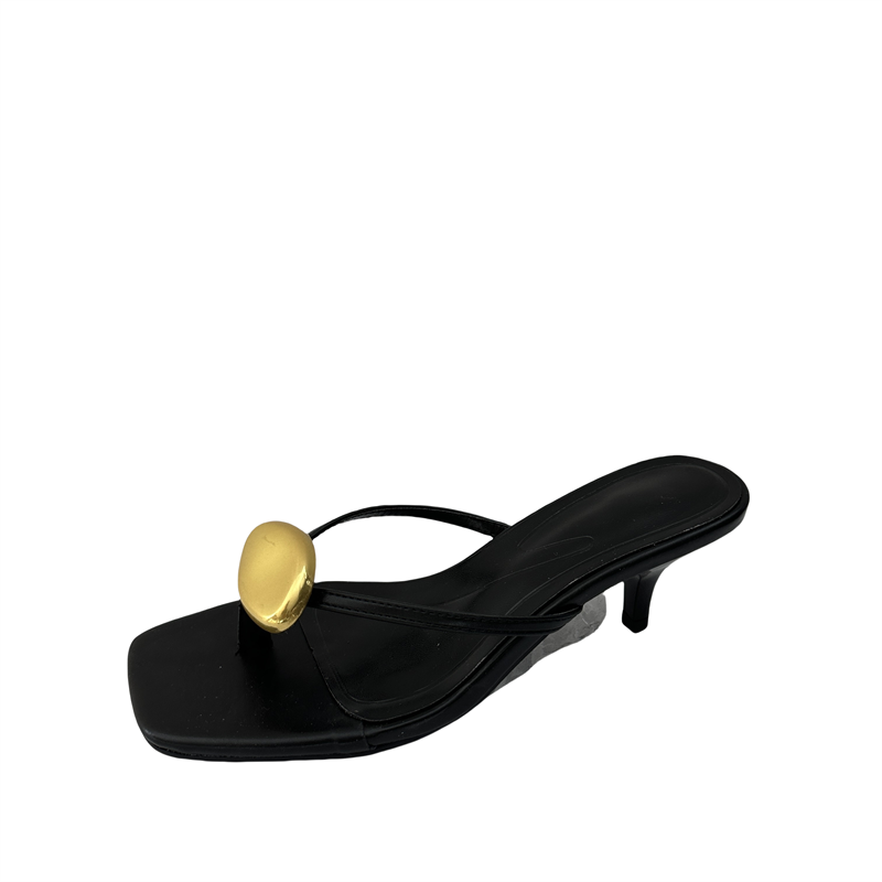 2025 New Low Heel Flip Flop Sandals for Women - Image 5